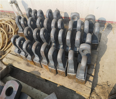 高錳鋼破碎機錘頭-江西破碎機錘頭-金恒環(huán)保科技